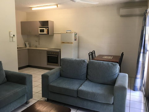 Whitsunday Waterfront Apartments - Holiday Find 19