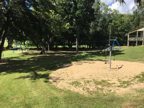 Whitsunday Waterfront Apartments - Holiday Find 31