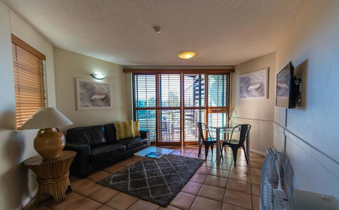 La Promenade - Holiday Find 38