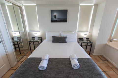 La Promenade - Holiday Find 35