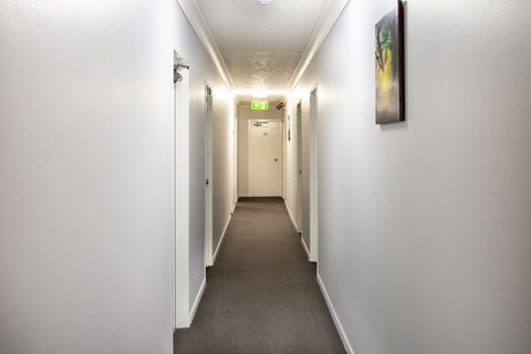 Burleigh Gold Coast Motel - Holiday Find 18