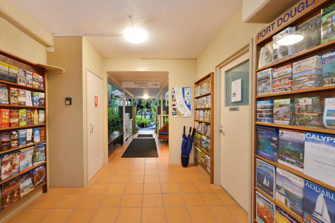 Port Douglas Apartments - Adults Only Oasis - Holiday Find 10