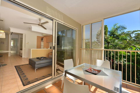Port Douglas Apartments - Adults Only Oasis - Holiday Find 5