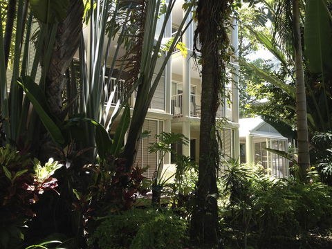Port Douglas Apartments - Adults Only Oasis - Holiday Find 40