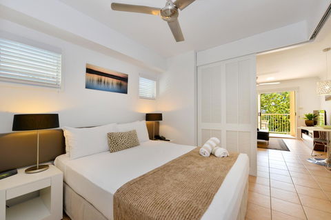 Port Douglas Apartments - Adults Only Oasis - Holiday Find 31
