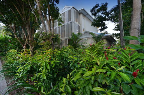 Port Douglas Apartments - Adults Only Oasis - Holiday Find 3