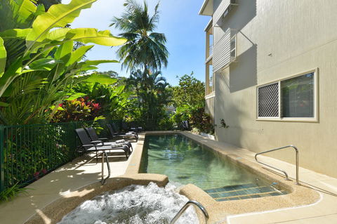 Port Douglas Apartments - Adults Only Oasis - Holiday Find 22