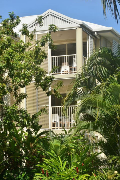 Port Douglas Apartments - Adults Only Oasis - Holiday Find 25