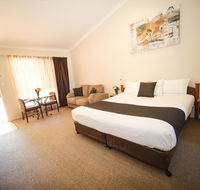 Roma Explorers Inn - Holiday Find