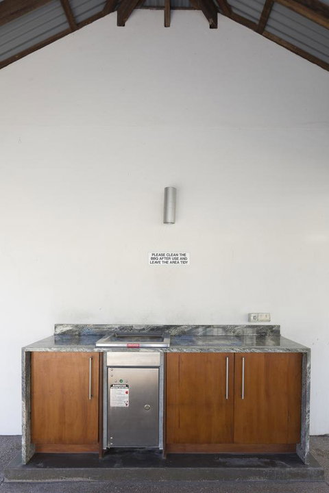 Boathouse Port Of Airlie - Holiday Find 22