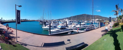 Boathouse Port Of Airlie - Holiday Find 26