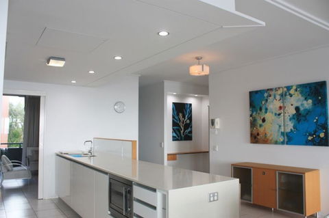 Private Seaview Apartment At Peninsula - Airlie Beach - Holiday Find 5