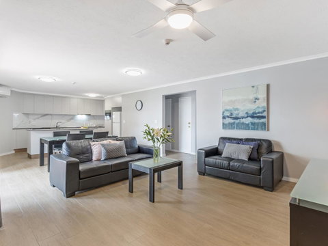 Markham Court - Holiday Find 17