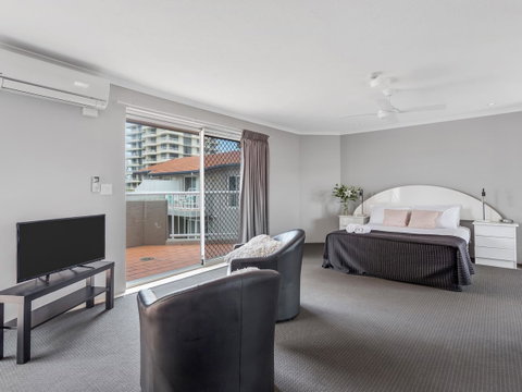 Markham Court - Holiday Find 26