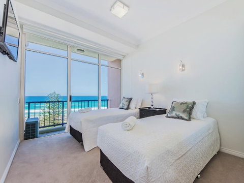 Oceana On Broadbeach - Holiday Find 16