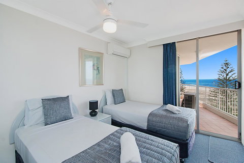 Meridian Tower Kirra Beach - Holiday Find 4