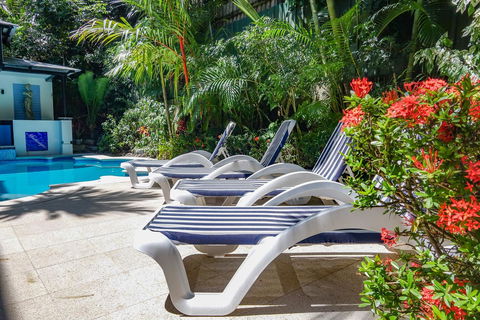 Martinique On Macrossan - Holiday Find 12