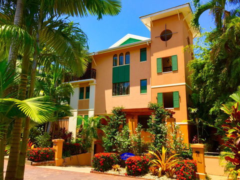 Martinique On Macrossan - Holiday Find 0