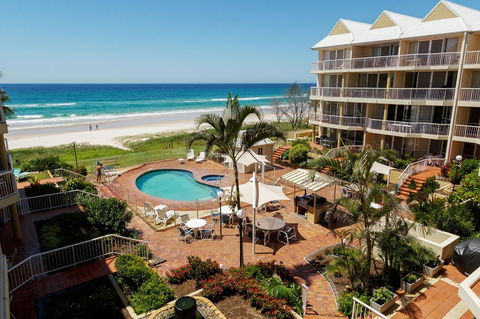 Crystal Beachfront Apartments - Holiday Find 33