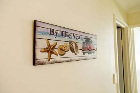 Crystal Beachfront Apartments - Holiday Find 20