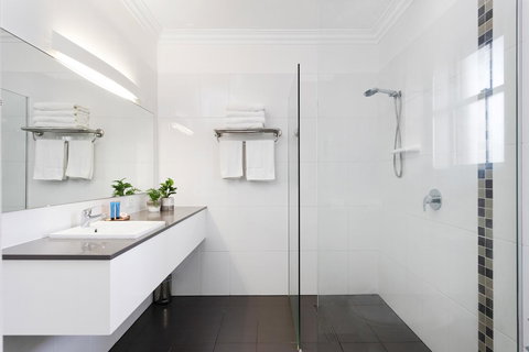 Coopers Colonial Motel - Holiday Find 19