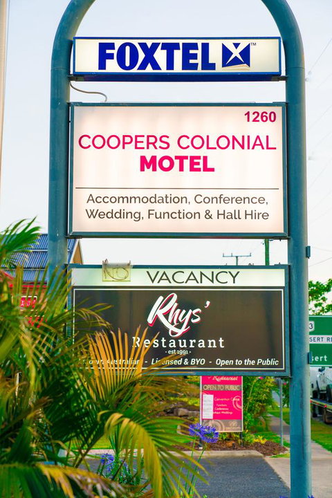 Coopers Colonial Motel - Holiday Find 32