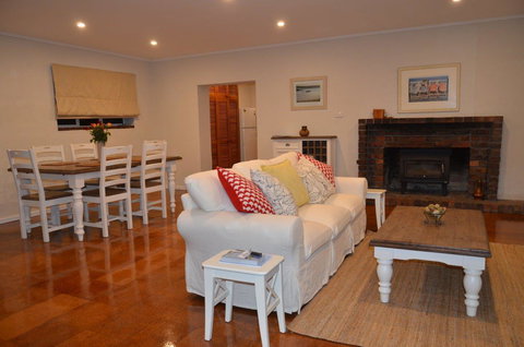 Ratcliff Cottage - Holiday Find 10