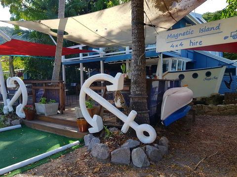 Arcadia Beach Guest House And Car Hire - Holiday Find 0