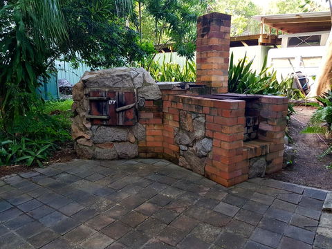 Arcadia Beach Guest House And Car Hire - Holiday Find 44