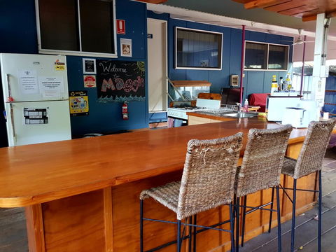 Arcadia Beach Guest House And Car Hire - Holiday Find 41