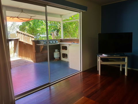 Arcadia Beach Guest House And Car Hire - Holiday Find 19