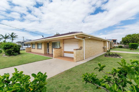 Lowset Sweetie, Central To Everything - Partridge St, Bongaree - Holiday Find 0