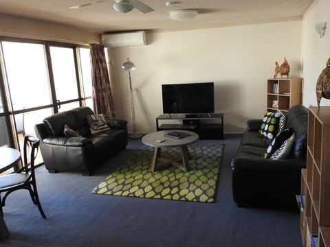 Placid Waters Holiday Apartments - Holiday Find 8