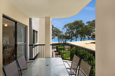 Quiet Location Across From Waterfront - South Esp, Bongaree - Holiday Find 9