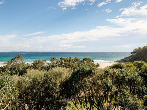 Claytons 1 By Discover Stradbroke - Holiday Find 26