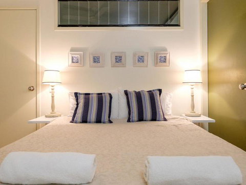 Claytons 1 By Discover Stradbroke - Holiday Find 23