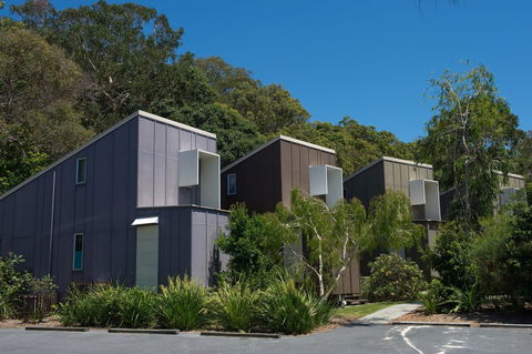 Allure Stradbroke Resort - Holiday Find 1