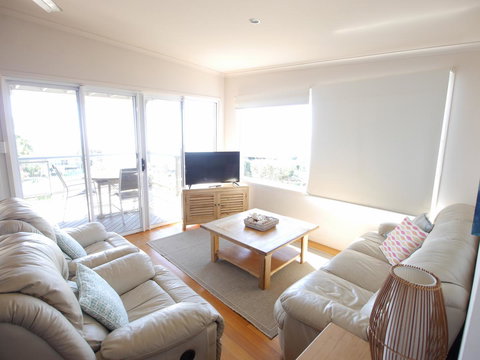 Keep House 1 - Holiday Find 6