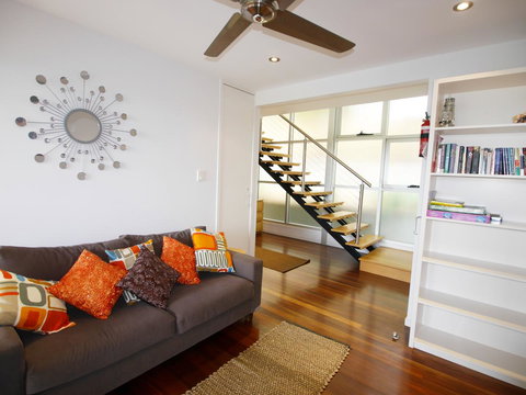 Sandbar - Holiday Find 9