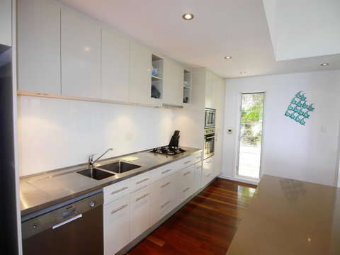 Sandbar - Holiday Find 6