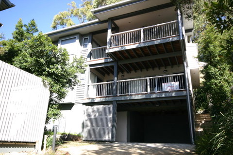 Sandbar - Holiday Find 16