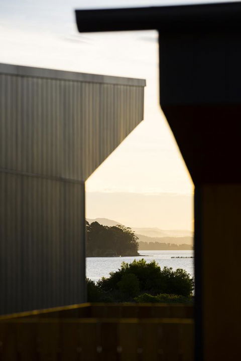 Bruny Island Escapes And Hotel Bruny - Holiday Find 0