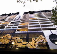 Highgate CBD Apartment - Holiday Find