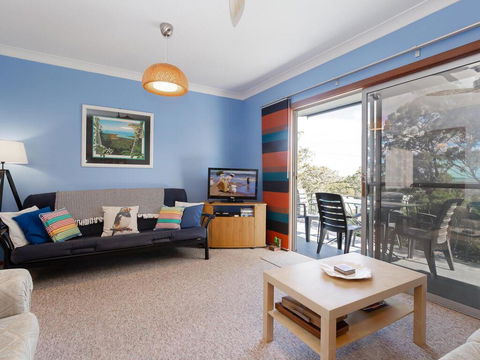 'Rutland', 1/13 Cromarty Road - Pet Friendly, Boat Parking, Water Views, Air Con - Holiday Find 3
