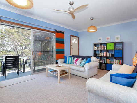'Rutland', 1/13 Cromarty Road - Pet Friendly, Boat Parking, Water Views, Air Con - Holiday Find 0