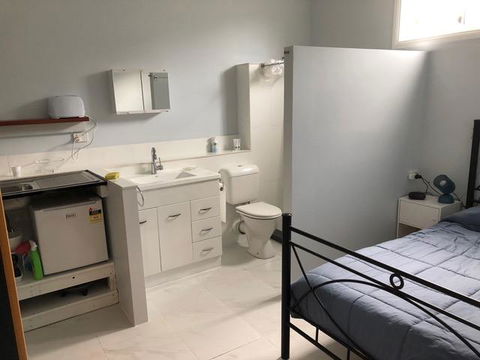 'Tranquil Moments On Macleod' - Holiday Find 0