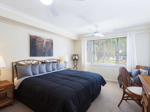 1 'Peninsula Waters', 2-4 Soldiers Point Road - Aircon, Pool & Massive Outdoor Area - Holiday Find 1