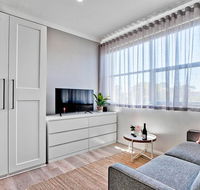 1 Bedroom Apt with Air-Conditioning in Plympton - Holiday Find