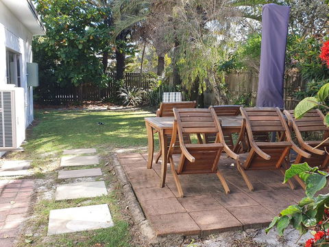 1 Spectrum Street, Rainbow Beach- Close To Shops And Main Beach - Holiday Find 3