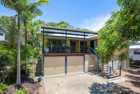 10 Naiad Court -Beach Retreat In The Bush - Holiday Find 1